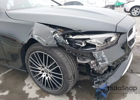 2025 Mercedes-Benz C 300 z USA, uszkodzony, nr VIN W1KAF4GB4SR253067